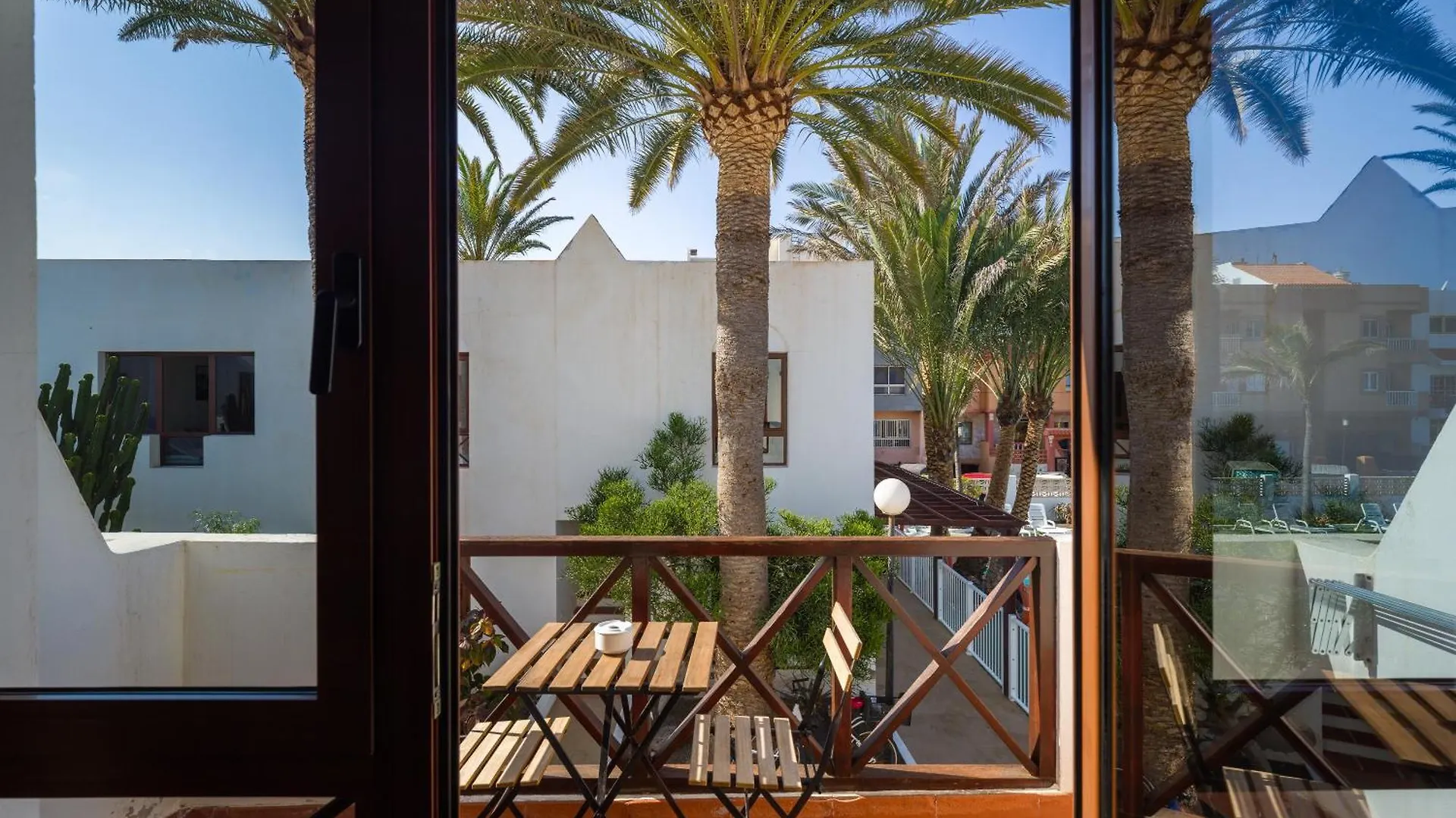 Ineika In Corralejo - Balcony & Poolside公寓 公寓