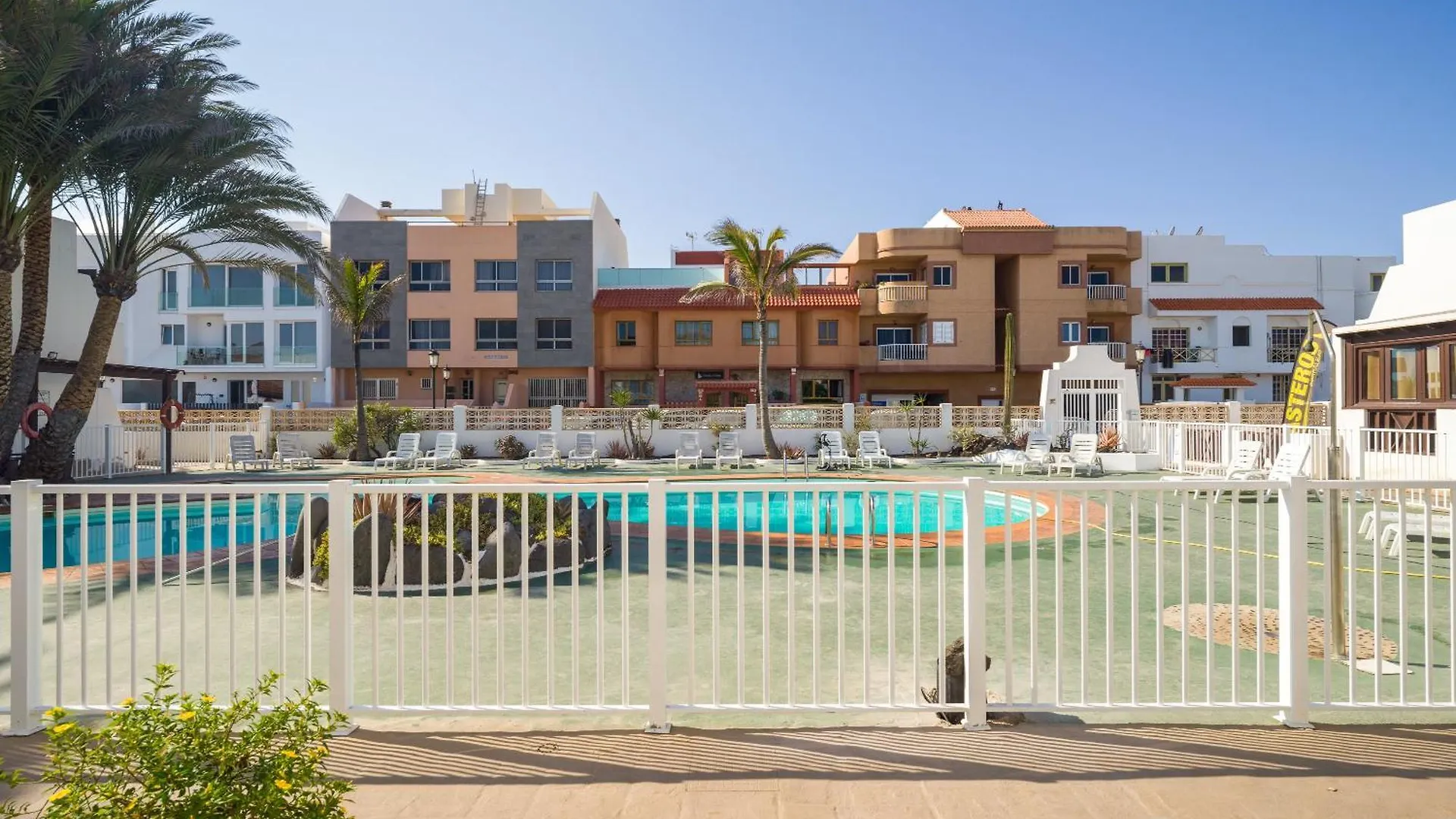 Ineika In Corralejo - Balcony & Poolside公寓 公寓